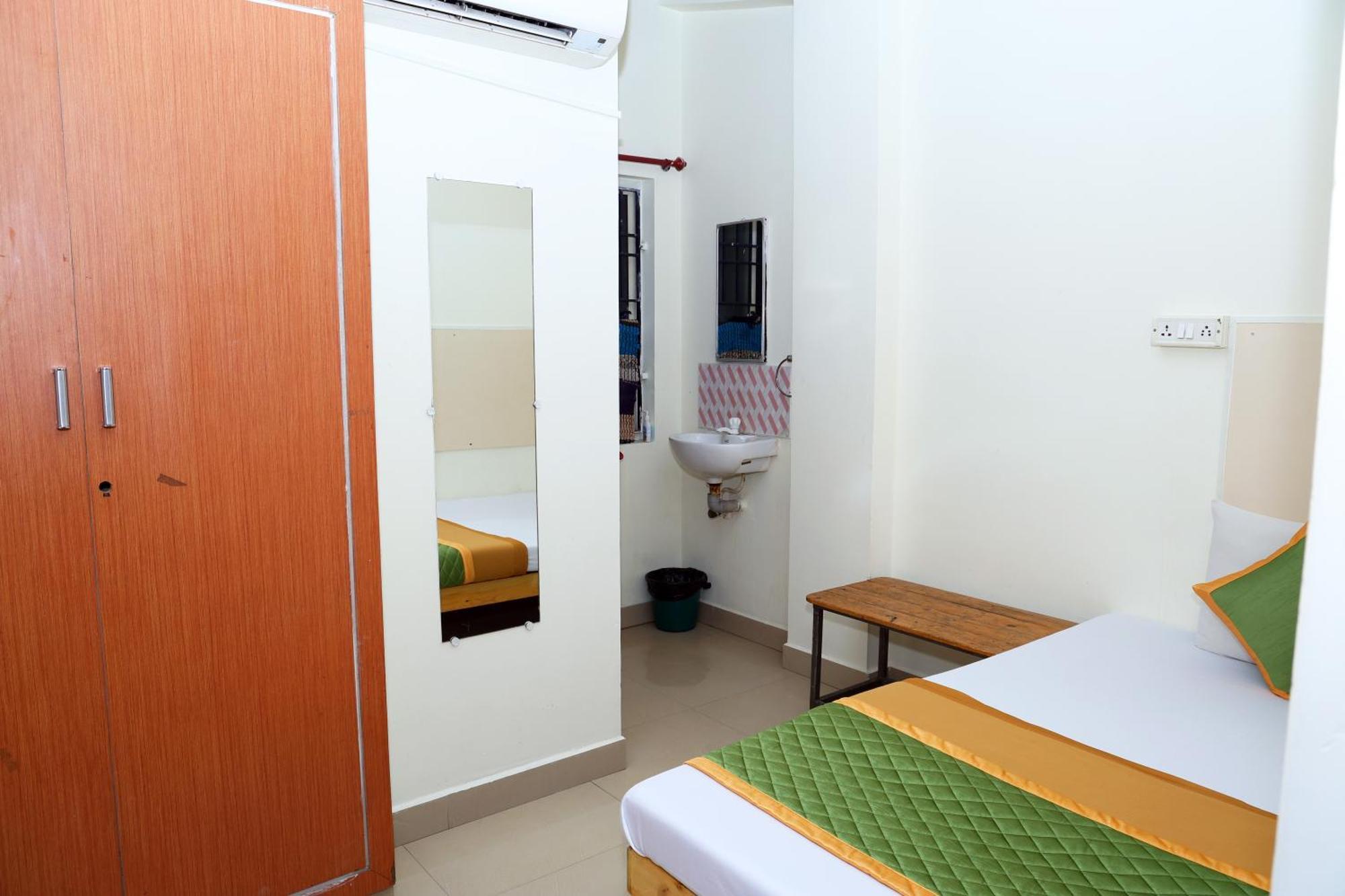 Royal Green Airport Transit Accommodation Chennai Exterior foto